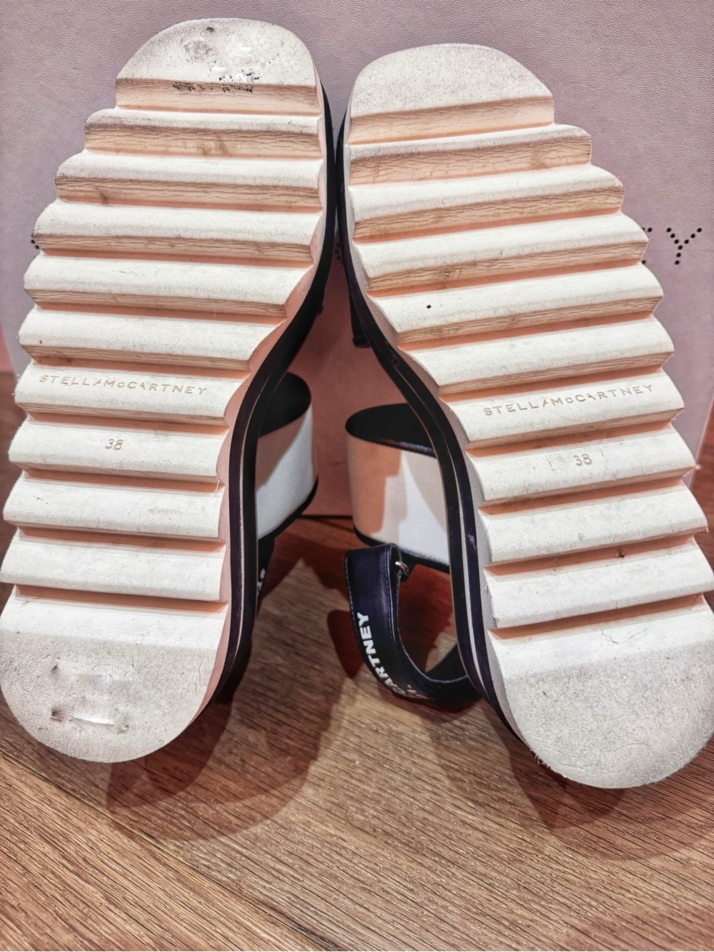 Stella McCartney Black and White Sneak Elyse Platform Sandals - Picture 4 of 5